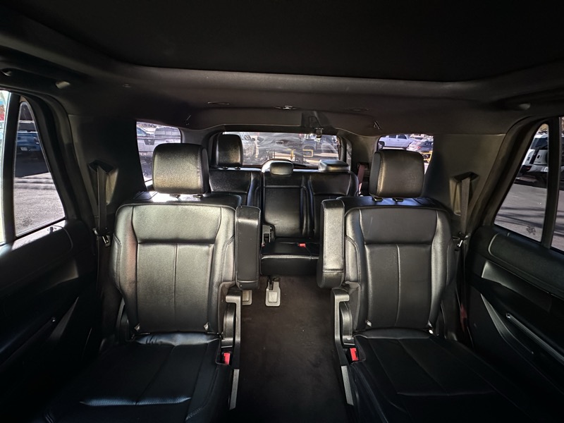 Ford Expedition XLT 4x4 2021