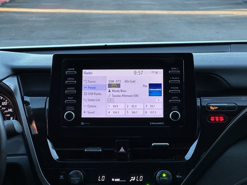 Toyota Camry SE Auto (Natl) 2024