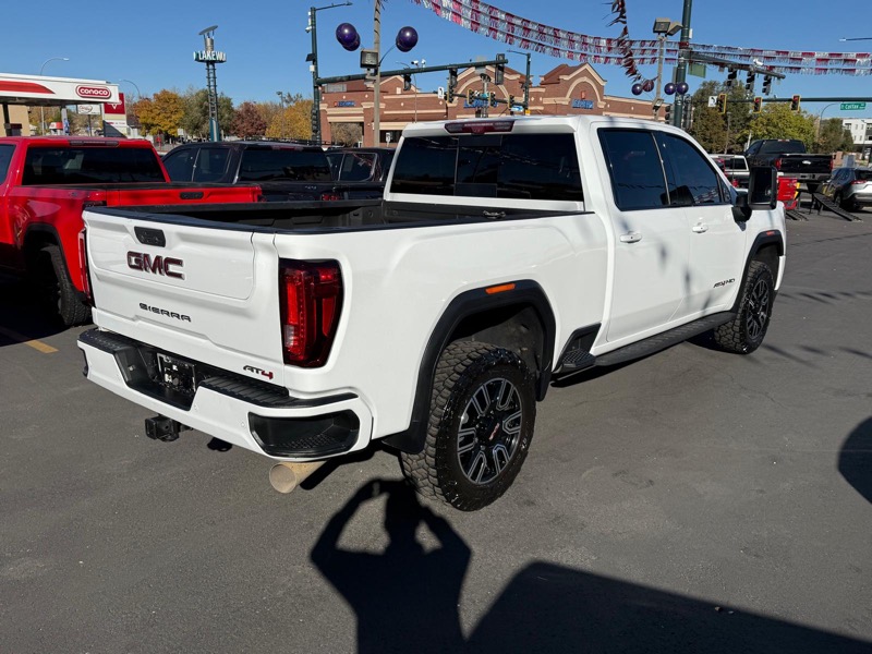 GMC Sierra 2500HD 4WD Crew Cab 159" AT4 2022