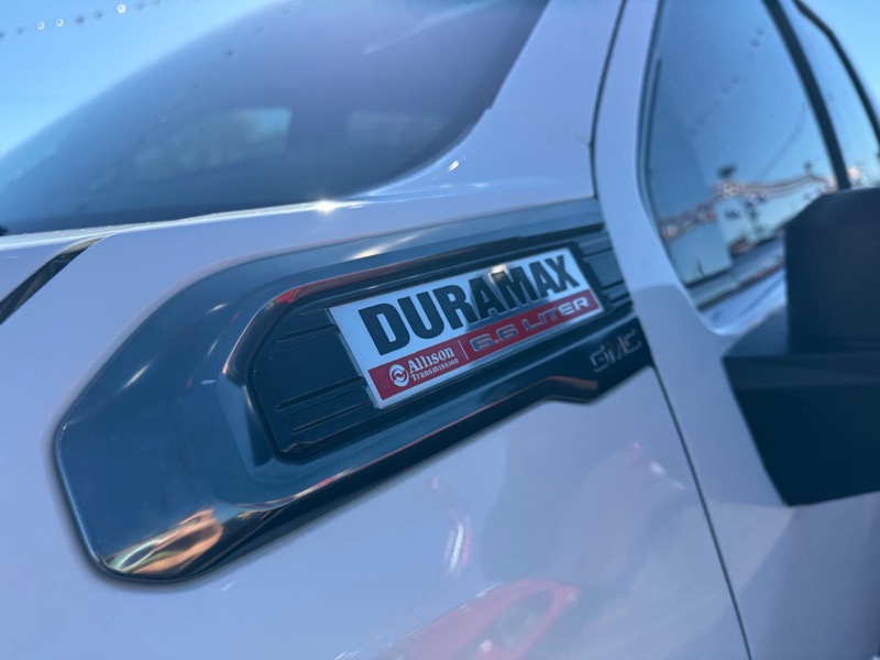 GMC Sierra 2500HD 4WD Crew Cab 159" AT4 2022