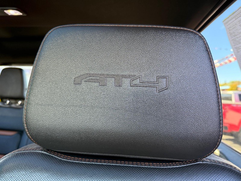 GMC Sierra 2500HD 4WD Crew Cab 159" AT4 2022