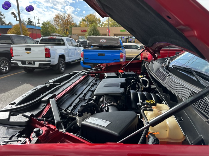 Chevrolet Silverado 1500 4WD Crew Cab 147" High Country 2021