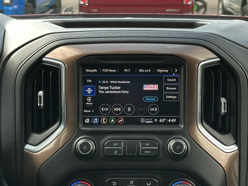 Chevrolet Silverado 1500 4WD Crew Cab 147" High Country 2021