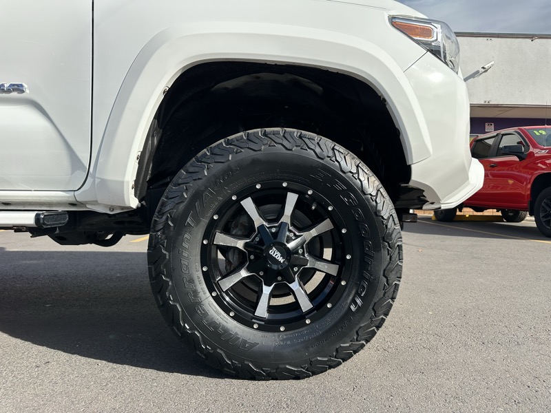 Toyota Tacoma 4WD SR Double Cab 5' Bed V6 AT (Natl) 2019