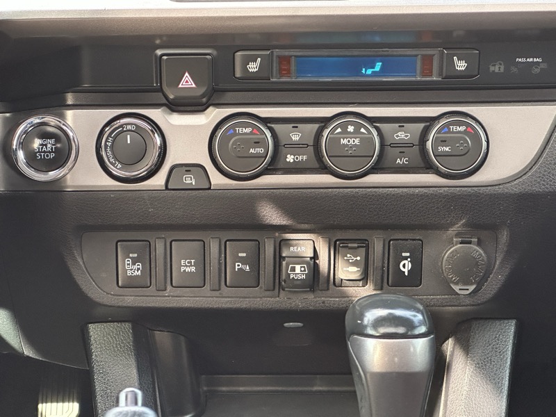 Toyota Tacoma 4WD SR Double Cab 5' Bed V6 AT (Natl) 2019