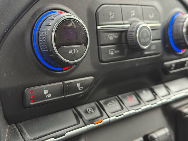 Chevrolet Silverado 1500 4WD Double Cab 147" LT 2019