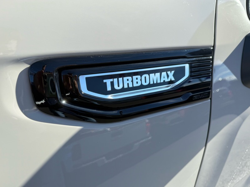 GMC Sierra 1500 4WD Reg Cab 126" Pro 2026