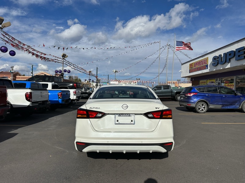 Nissan Altima 2.5 SV Sedan 2024