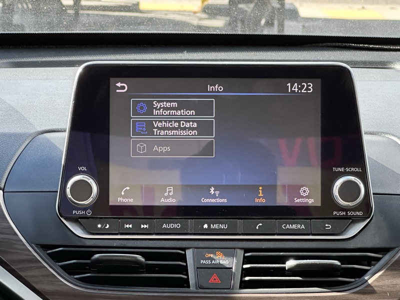 Nissan Altima 2.5 SV Sedan 2024