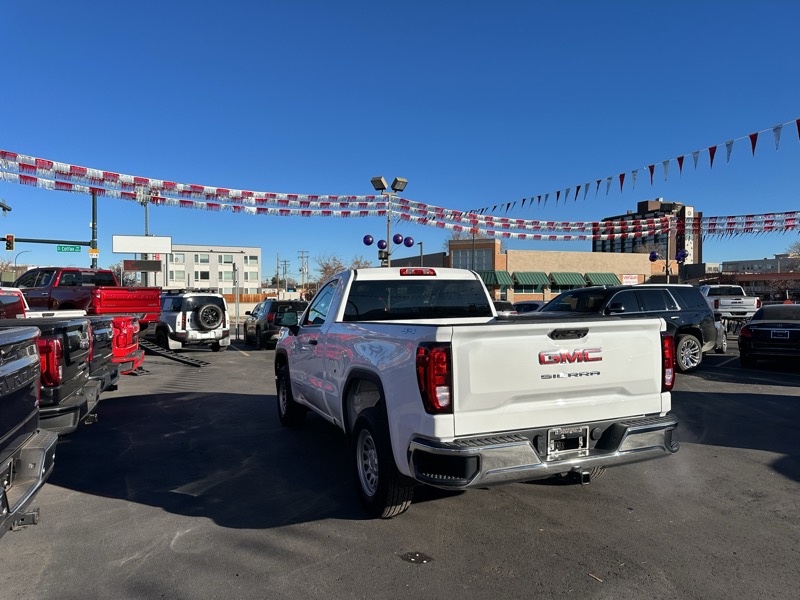 GMC Sierra 1500 4WD Reg Cab 126" Pro 2024