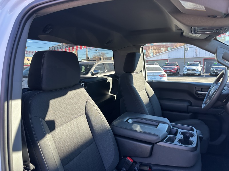 GMC Sierra 1500 4WD Reg Cab 126" Pro 2024