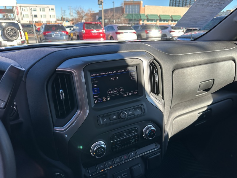 GMC Sierra 1500 4WD Reg Cab 126" Pro 2024