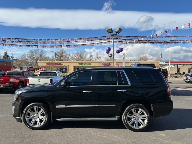 Cadillac Escalade 4WD 4dr Luxury Collection 2016