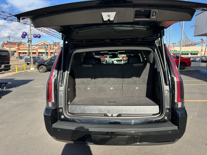 Cadillac Escalade 4WD 4dr Luxury Collection 2016