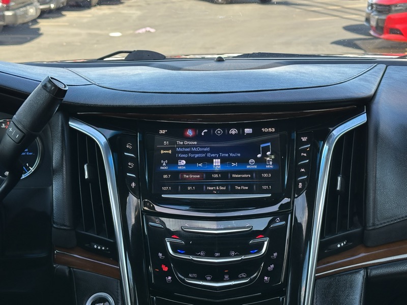 Cadillac Escalade 4WD 4dr Luxury Collection 2016