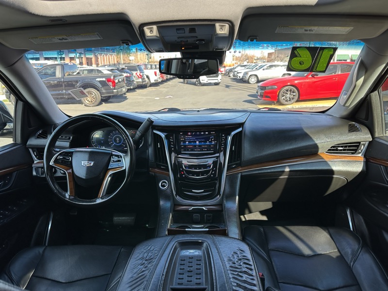 Cadillac Escalade 4WD 4dr Luxury Collection 2016