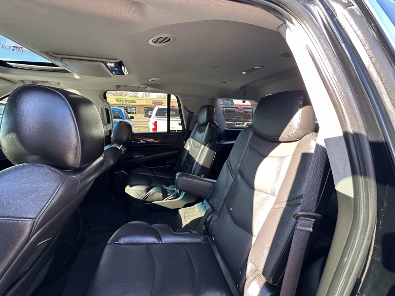 Cadillac Escalade 4WD 4dr Luxury Collection 2016