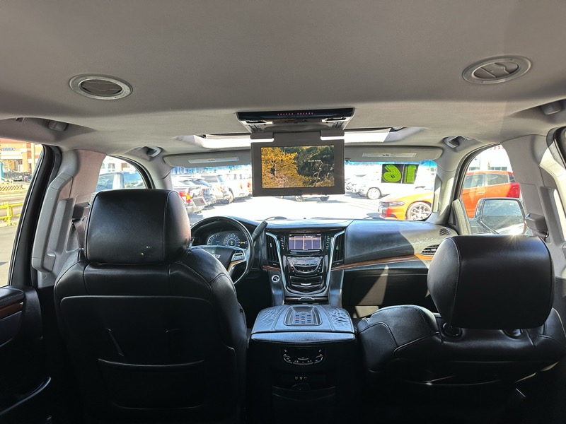 Cadillac Escalade 4WD 4dr Luxury Collection 2016