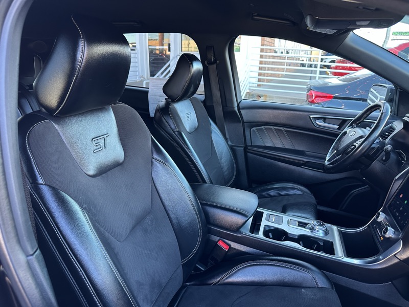 Ford Edge ST AWD 2022