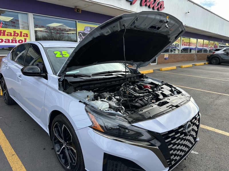 Nissan Altima SR AWD 2025