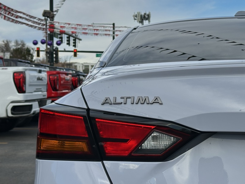 Nissan Altima SR AWD 2025