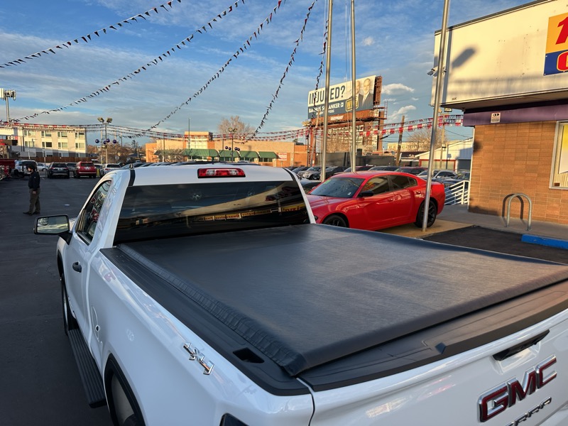 GMC Sierra 1500 4WD Reg Cab 126" Pro 2025