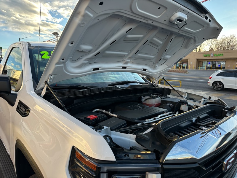 GMC Sierra 1500 4WD Reg Cab 126" Pro 2025