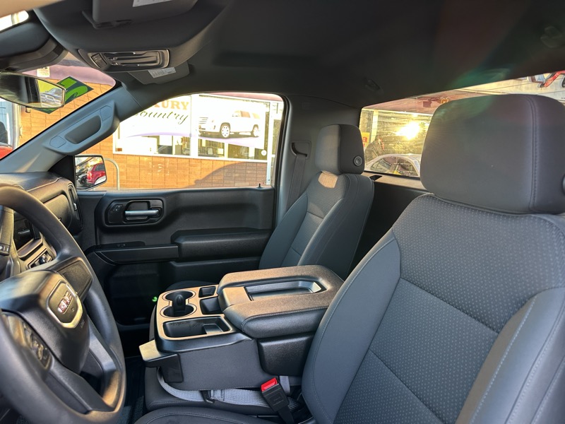 GMC Sierra 1500 4WD Reg Cab 126" Pro 2025