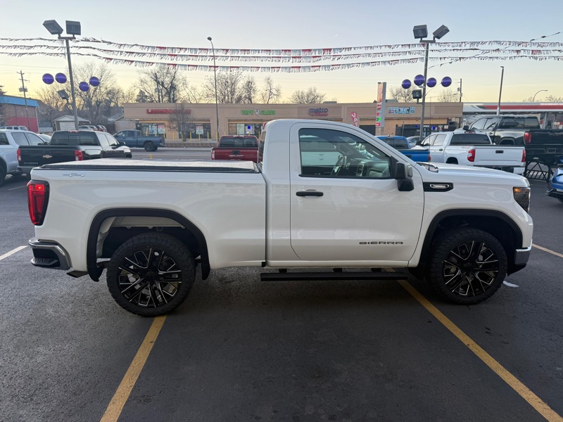 GMC Sierra 1500 4WD Reg Cab 126" Pro 2025