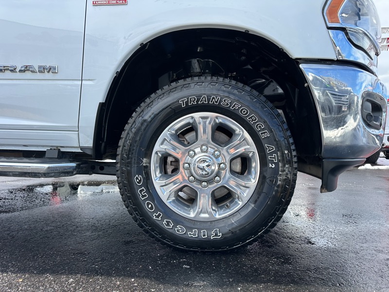 RAM 2500 Big Horn 4x4 Crew Cab 6'4" Box 2024