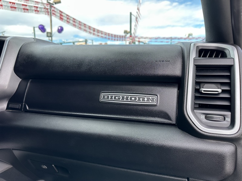 RAM 2500 Big Horn 4x4 Crew Cab 6'4" Box 2024