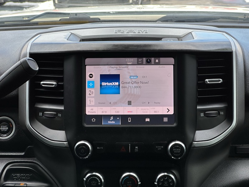 RAM 2500 Big Horn 4x4 Crew Cab 6'4" Box 2024