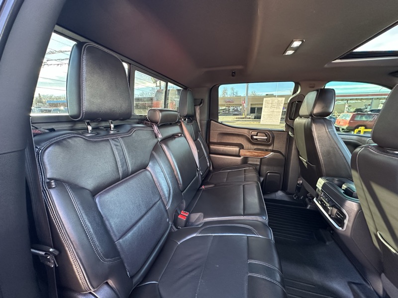 Chevrolet Silverado 1500 4WD Crew Cab 147" High Country 2019