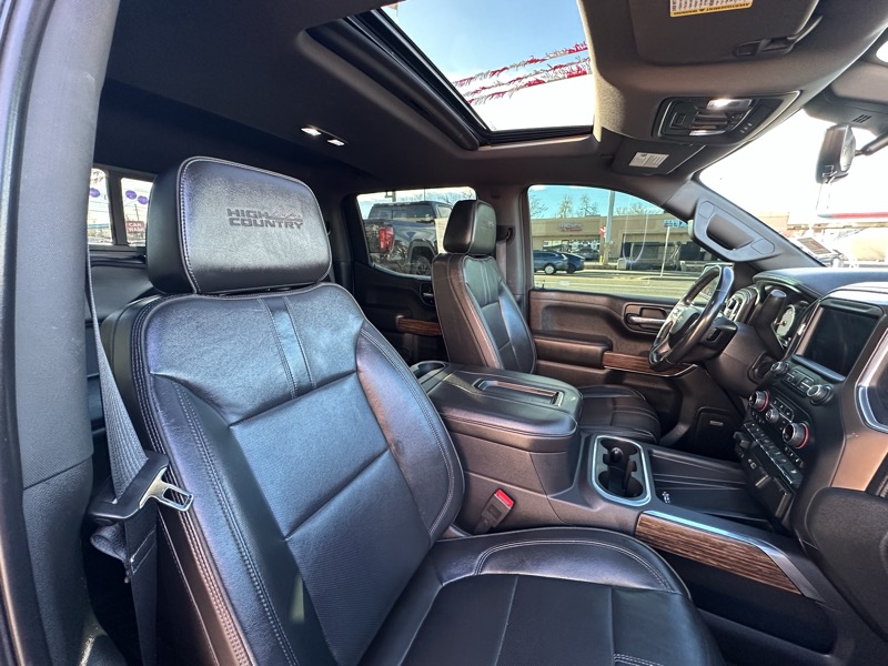 Chevrolet Silverado 1500 4WD Crew Cab 147" High Country 2019