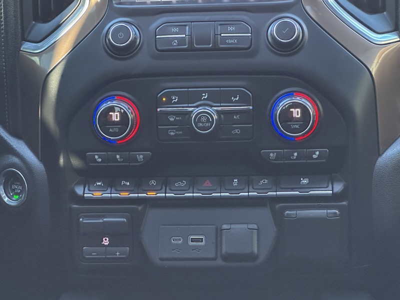 Chevrolet Silverado 1500 4WD Crew Cab 147" High Country 2019