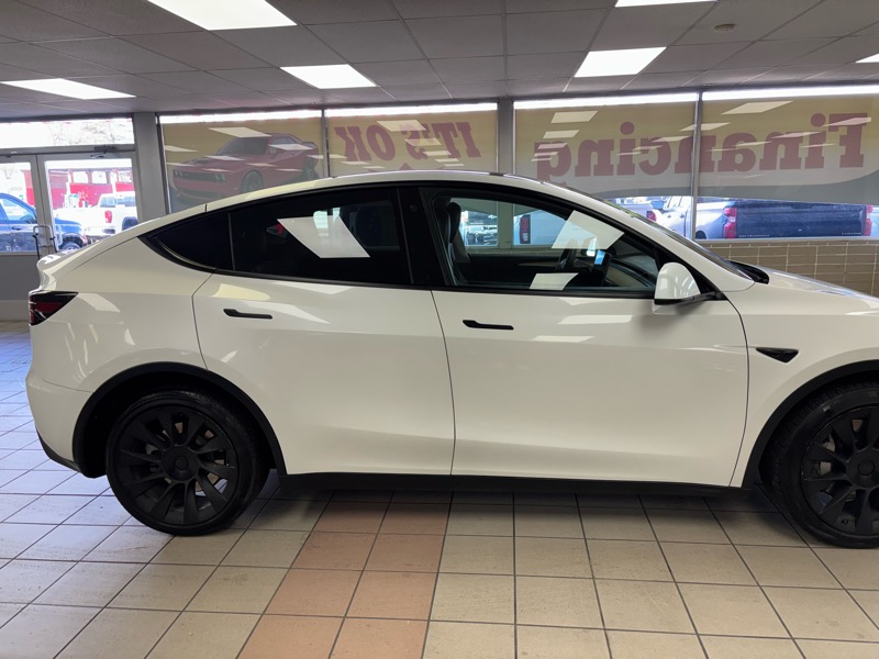 Tesla Model Y Long Range AWD 2023