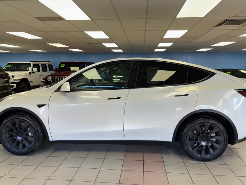 Tesla Model Y Long Range AWD 2023