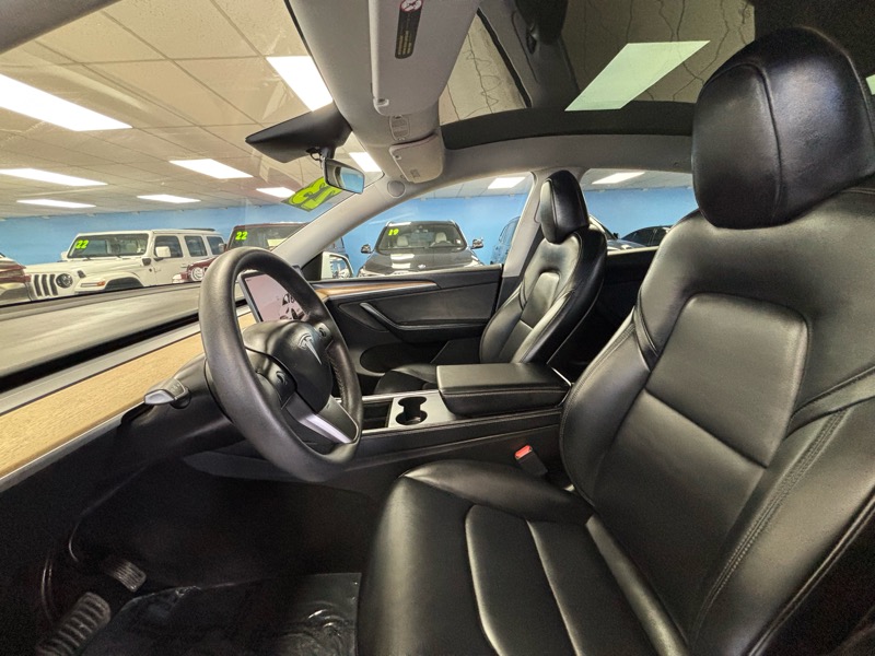 Tesla Model Y Long Range AWD 2023