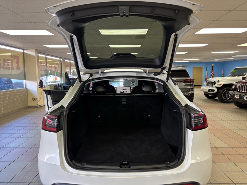 Tesla Model Y Long Range AWD 2023