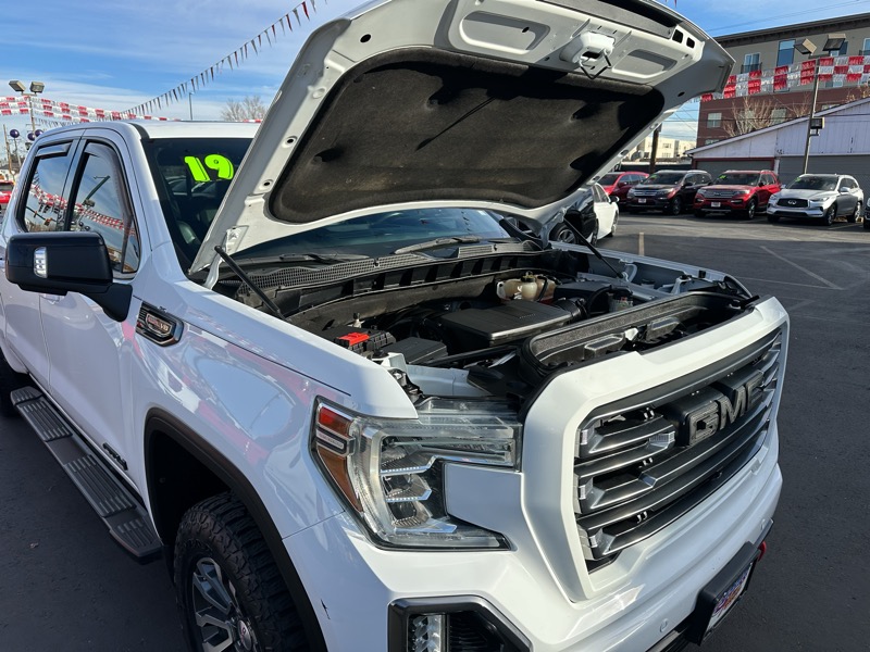 GMC Sierra 1500 4WD Crew Cab 147" AT4 2019