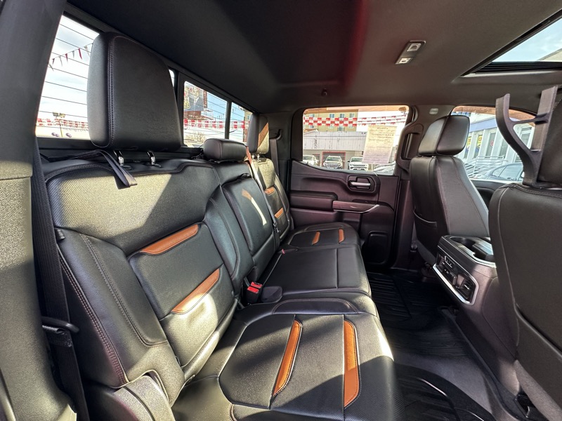 GMC Sierra 1500 4WD Crew Cab 147" AT4 2019