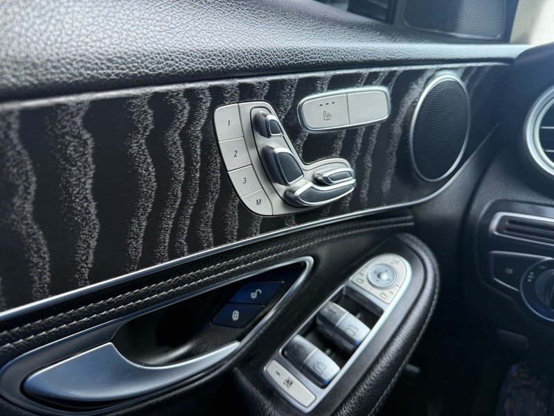 Mercedes-Benz C-Class 4dr Sdn C 300 Luxury 4MATIC 2016