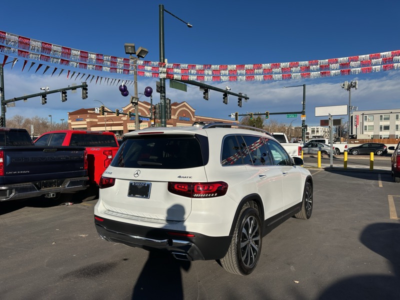 Mercedes-Benz GLB GLB 250 4MATIC SUV 2021