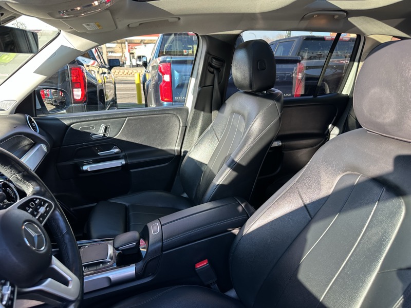 Mercedes-Benz GLB GLB 250 4MATIC SUV 2021