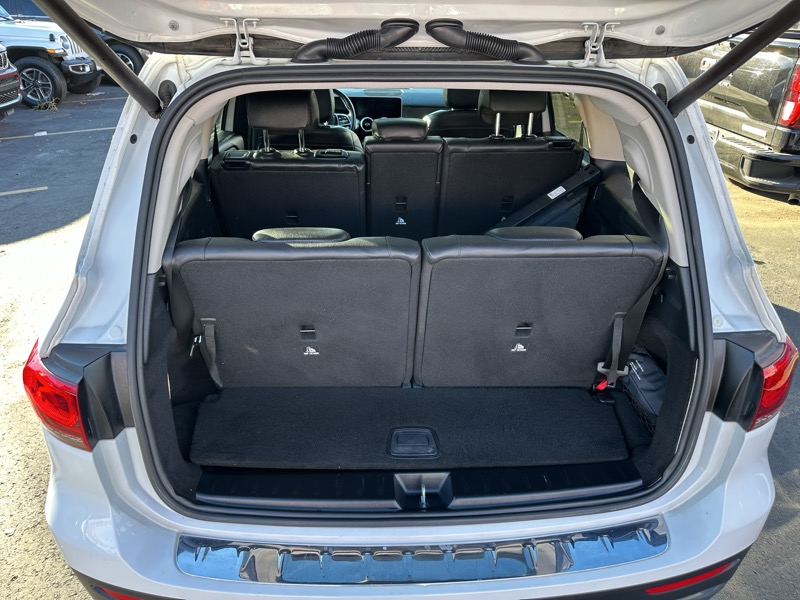 Mercedes-Benz GLB GLB 250 4MATIC SUV 2021