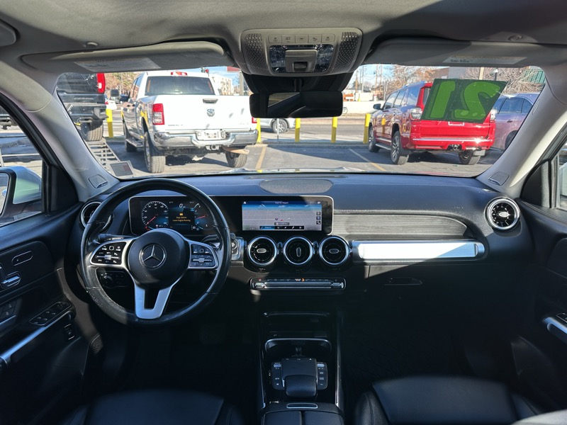 Mercedes-Benz GLB GLB 250 4MATIC SUV 2021