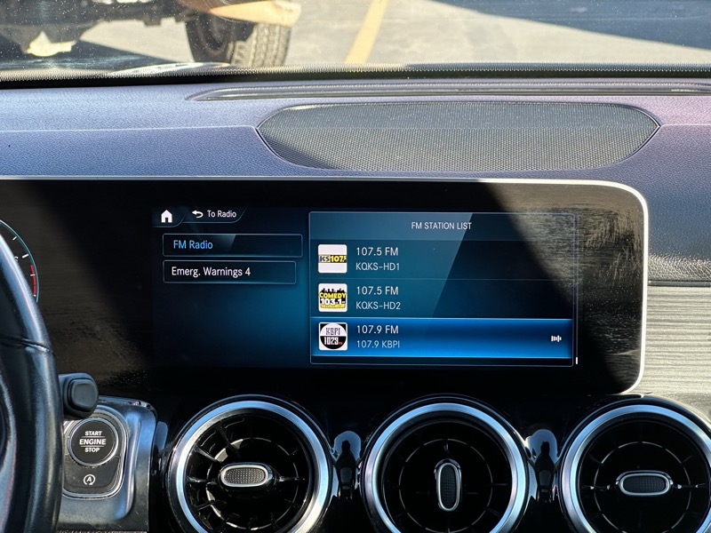 Mercedes-Benz GLB GLB 250 4MATIC SUV 2021