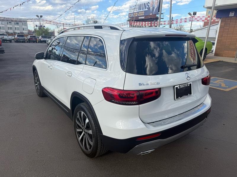 Mercedes-Benz GLB GLB 250 4MATIC SUV 2021