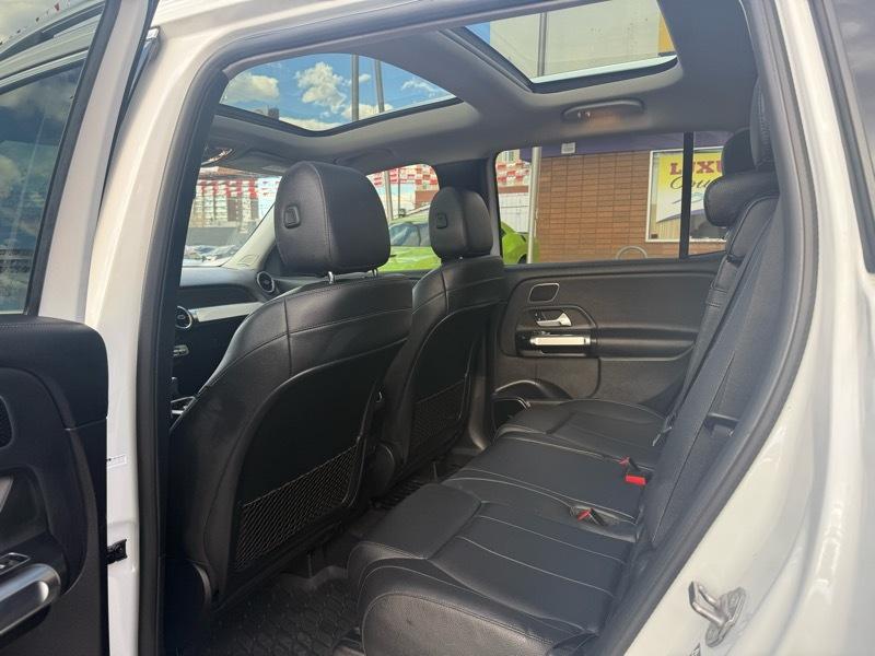 Mercedes-Benz GLB GLB 250 4MATIC SUV 2021