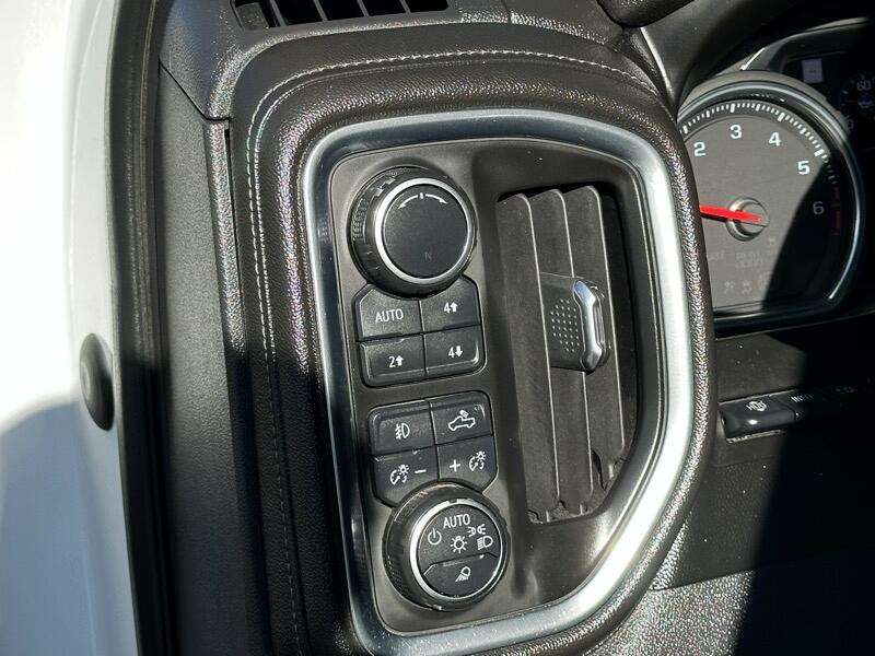 Chevrolet Silverado 1500 4WD Crew Cab 147" High Country 2019